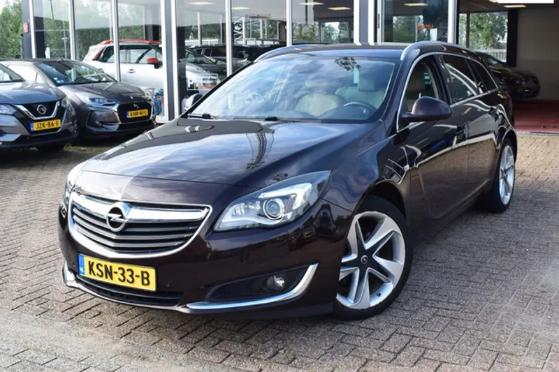 Opel Insignia Sports Tourer (2016)