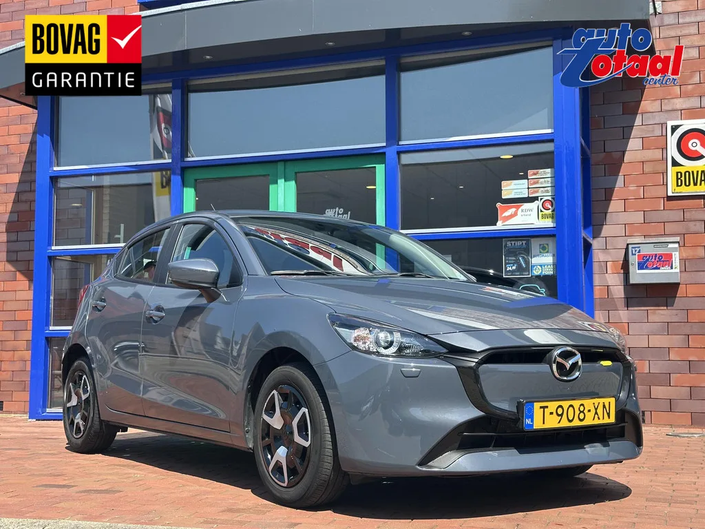 Mazda 2 (2023) — foto 1