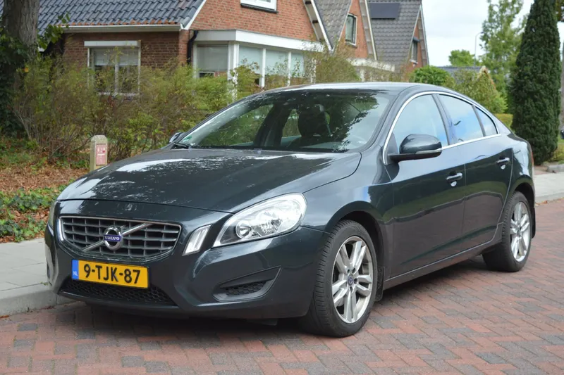 Volvo S60 (2013)