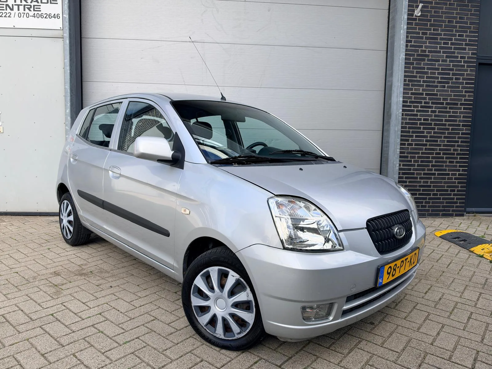 Kia Picanto (2004) — foto 1