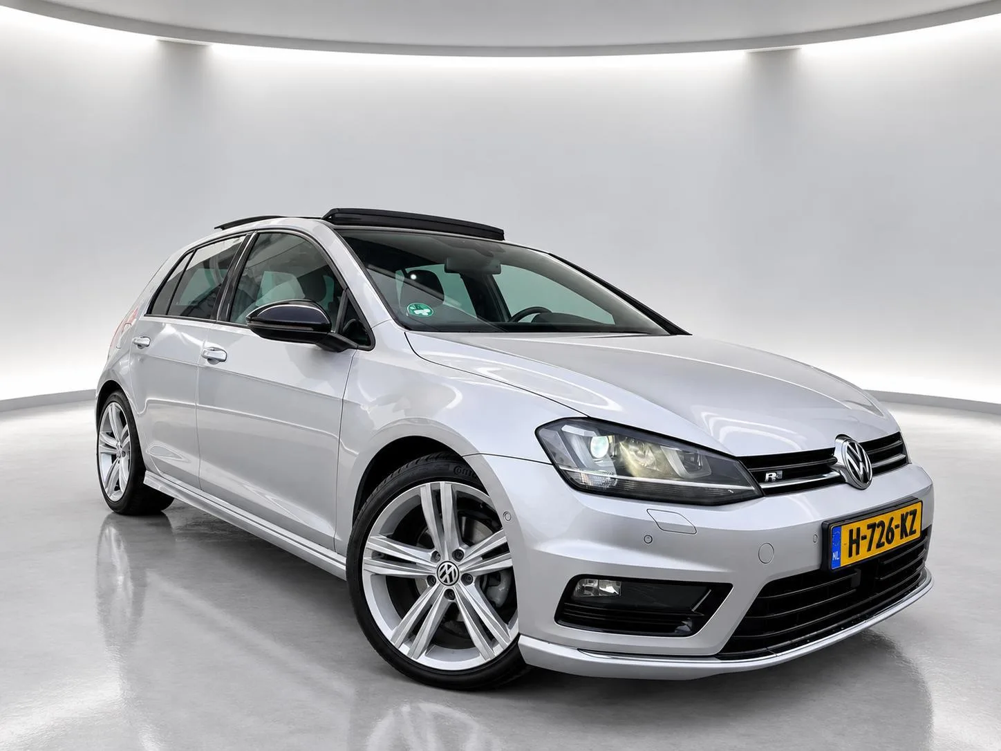 Volkswagen Golf (2016) — foto 1
