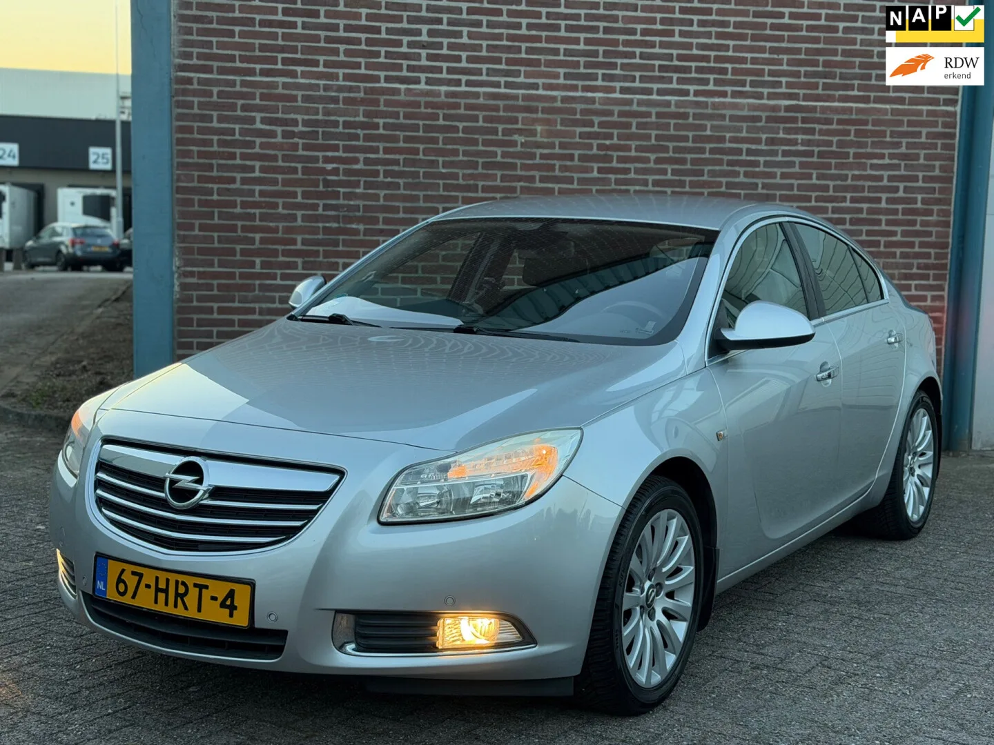 Opel Insignia (2009) — foto 1