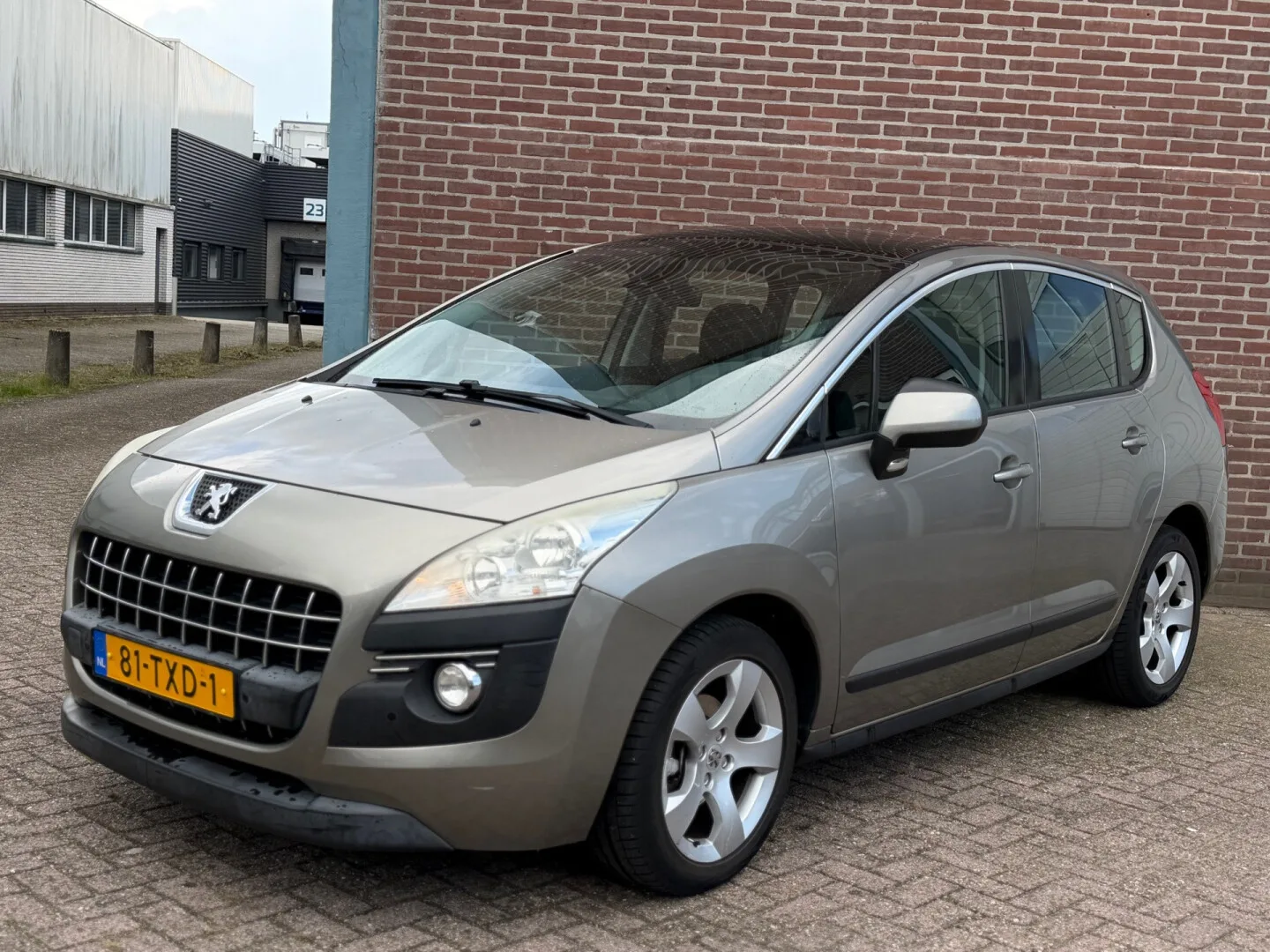 Peugeot 3008 (2011) — foto 1