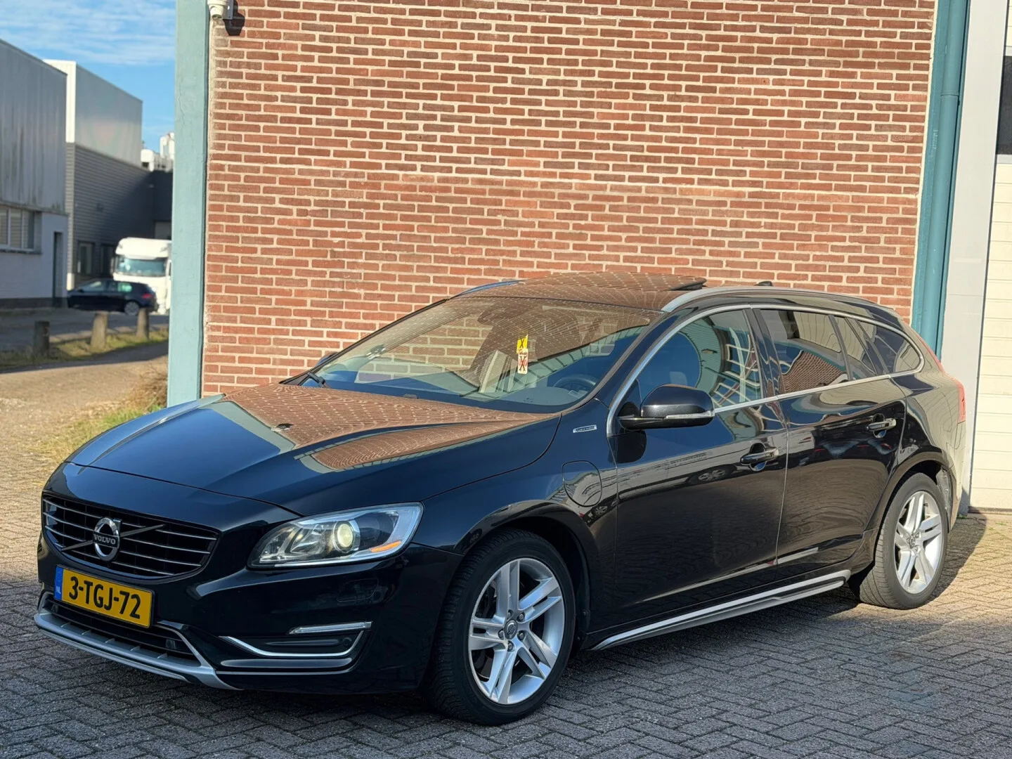 Volvo V60 (2013) — foto 1