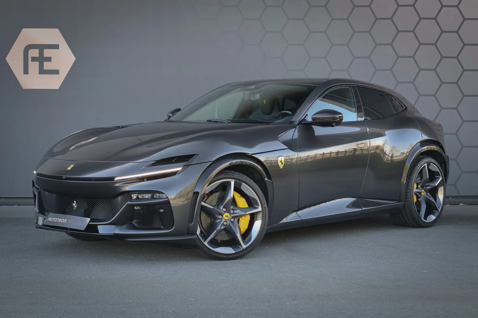 Ferrari Purosangue (0) — foto 1
