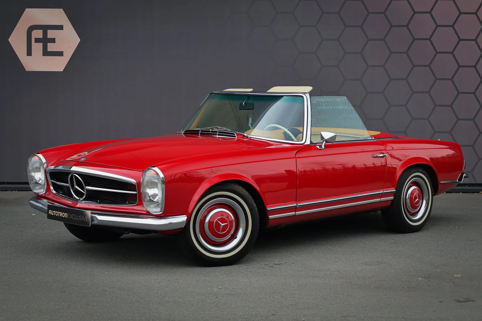 Mercedes-Benz SL-Klasse (1964) — foto 1