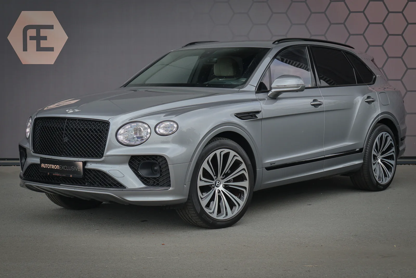 Bentley Bentayga (0) — foto 1