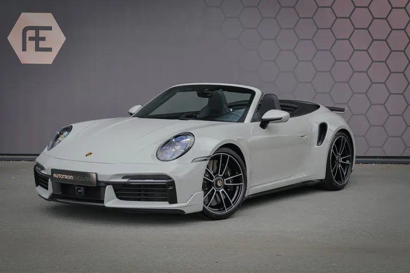 Porsche 911 (2021)