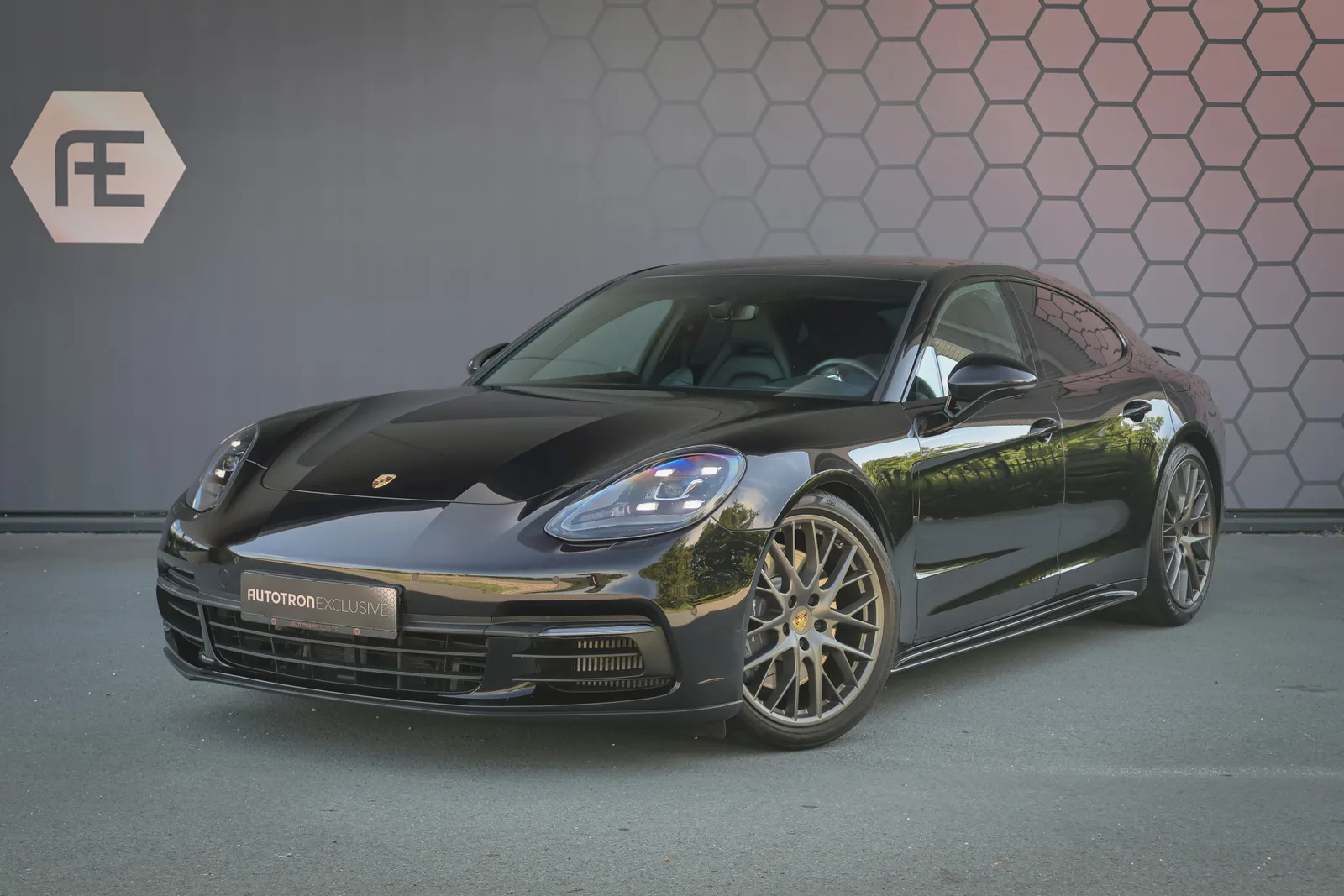Porsche Panamera (0) — foto 1
