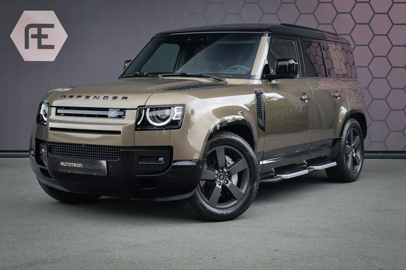 Land Rover Defender (2024) — foto 1