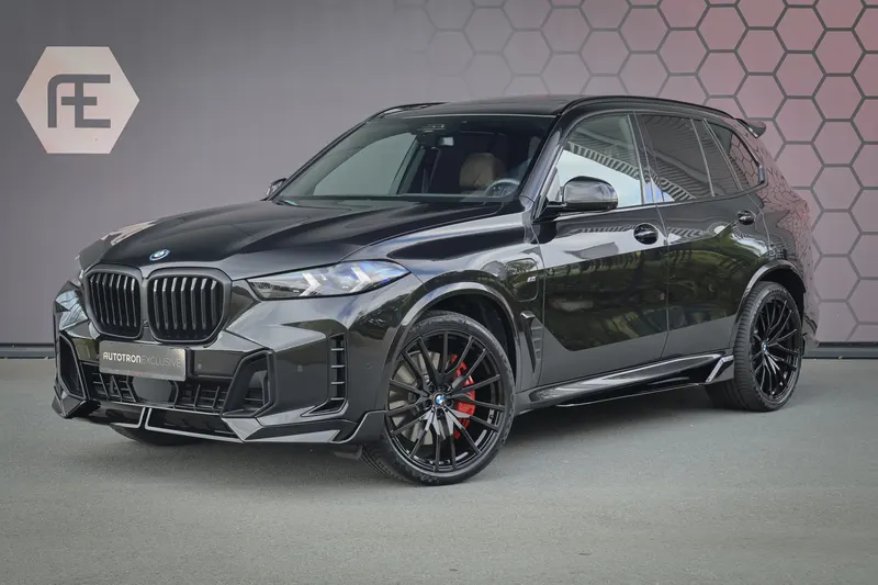 BMW X5 (2025)