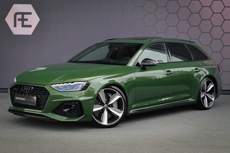 Audi RS 4 (2022)