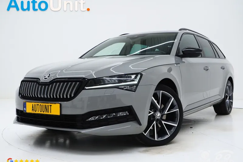 Škoda Superb (2023)