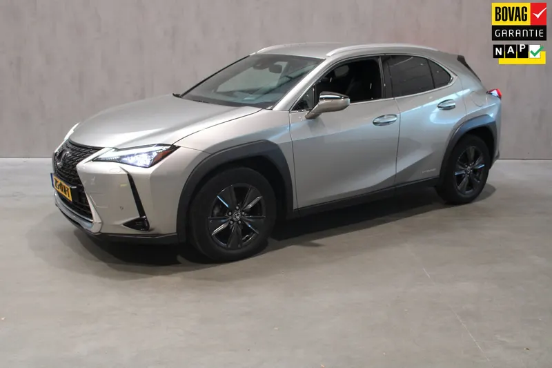 Lexus UX (2019)