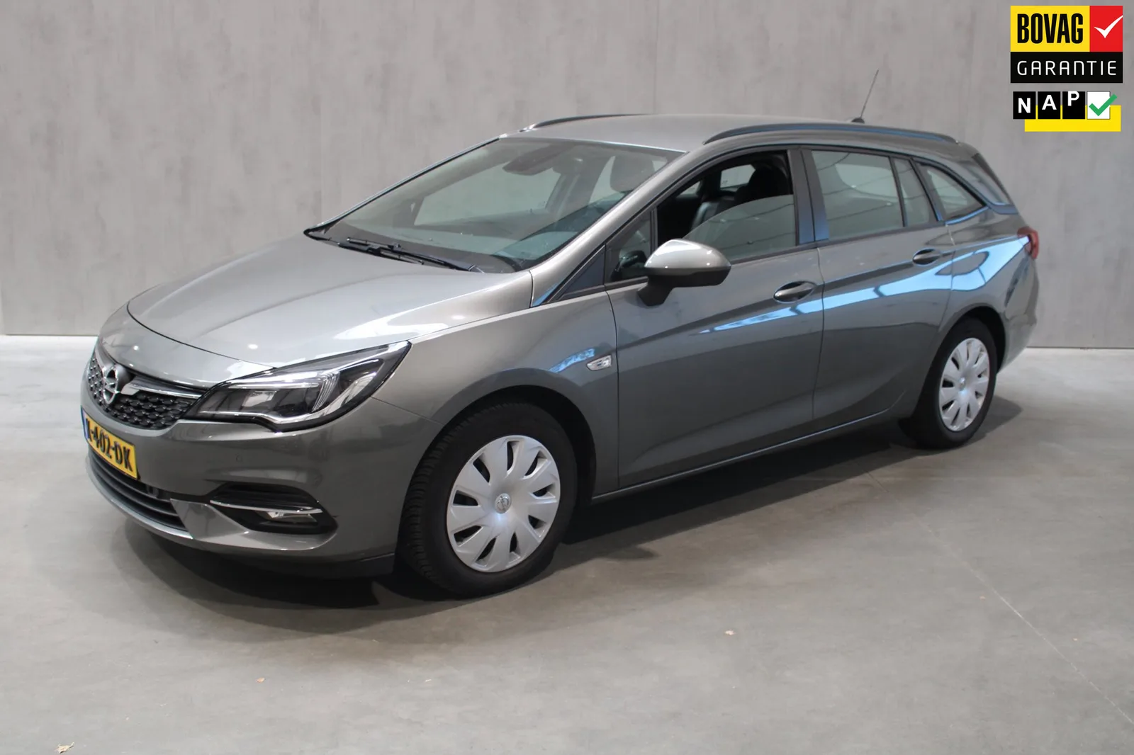 Opel Astra (2020) — foto 1