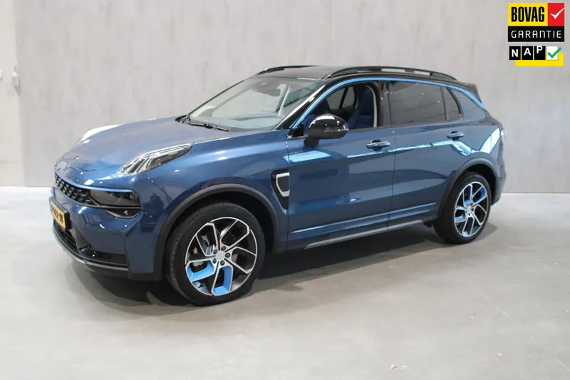 Lynk & Co 01 (2022)