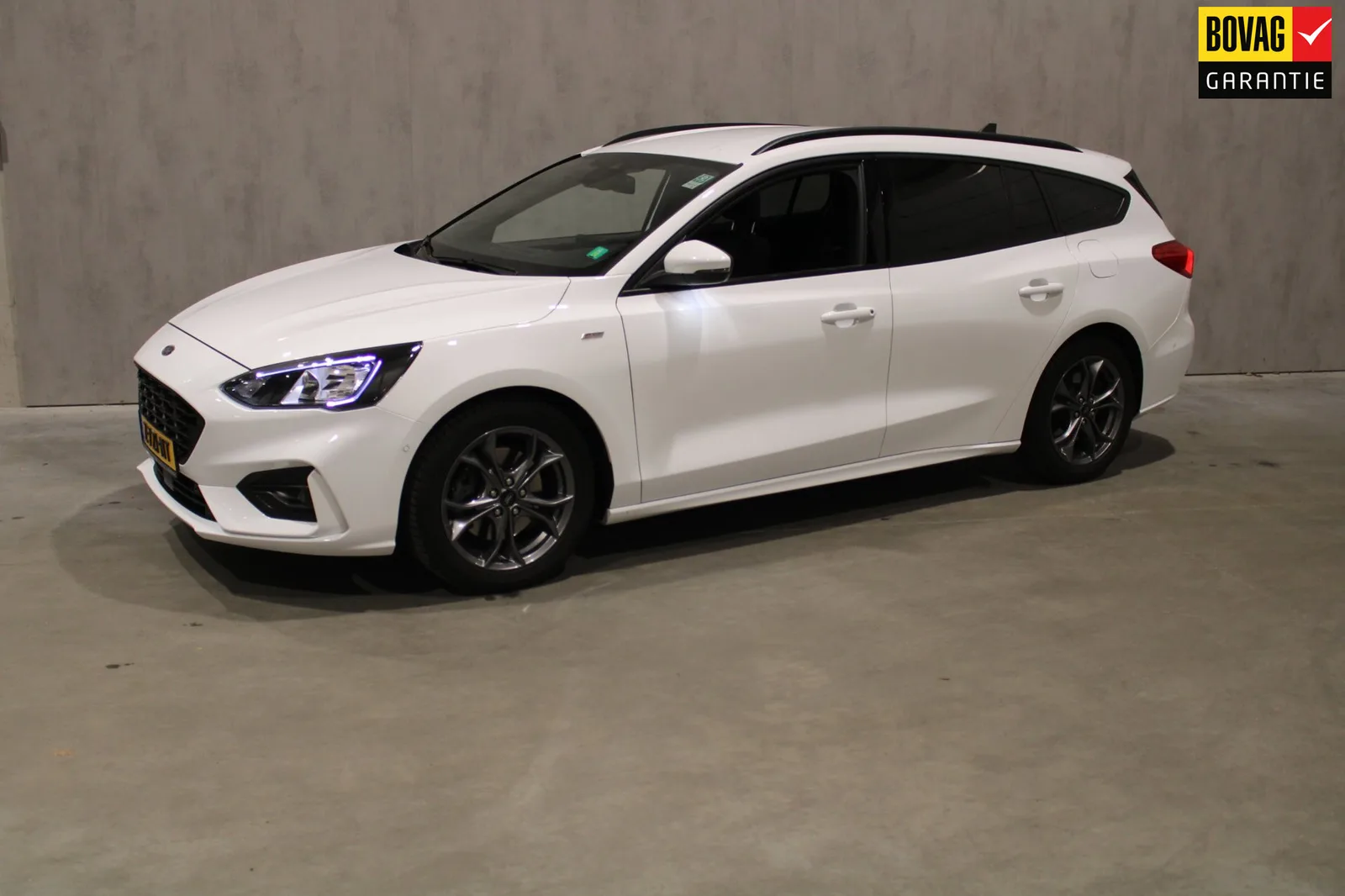 Ford Focus (2021) — foto 1