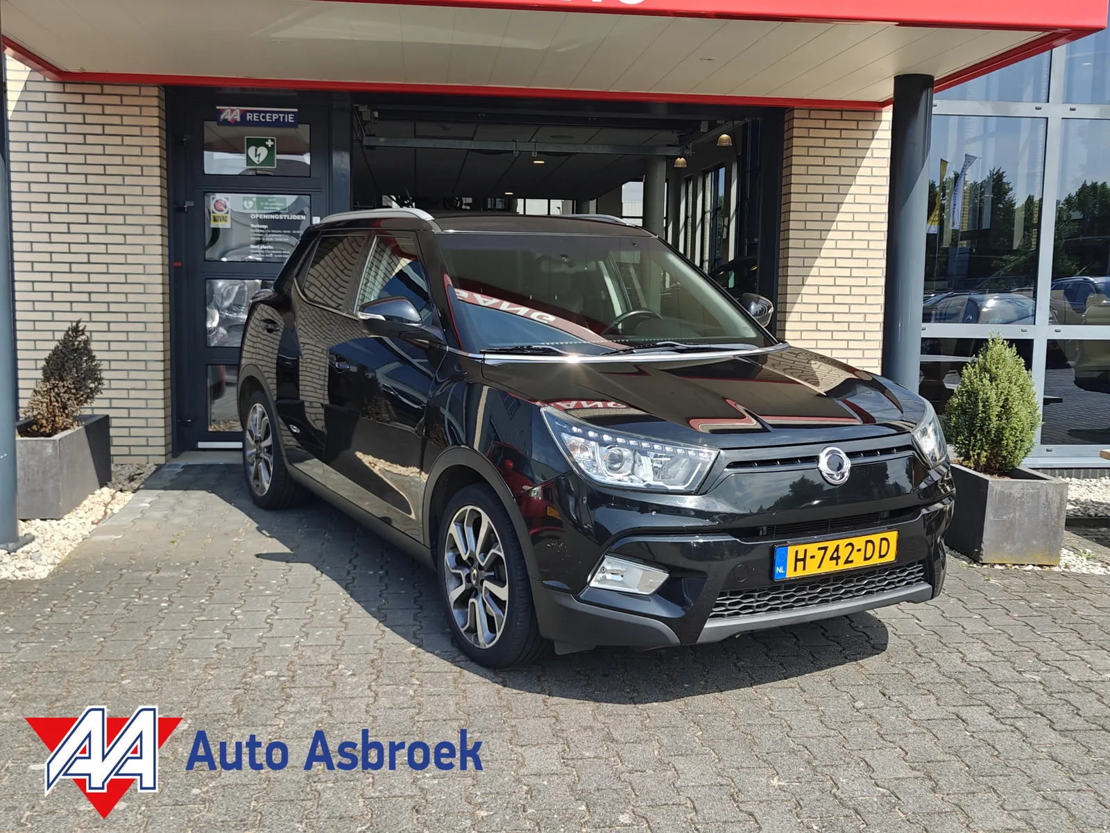 SsangYong Tivoli (2015) — foto 1