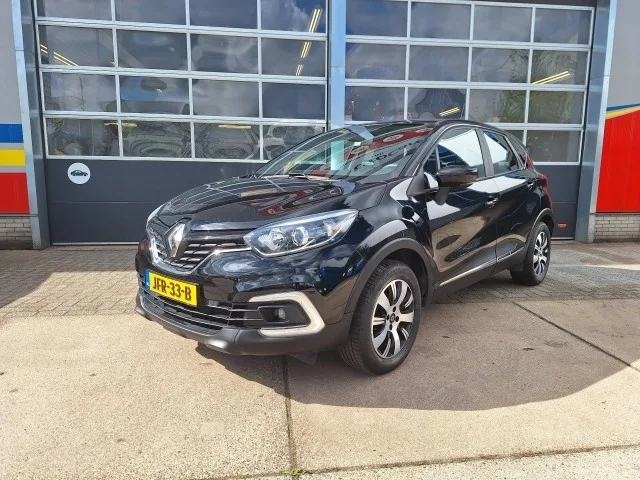 Renault Captur (2018) — foto 1