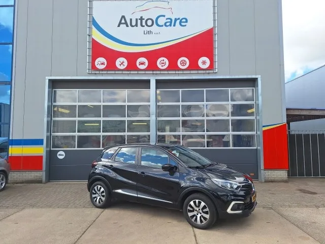 Renault Captur (2018) — foto 1