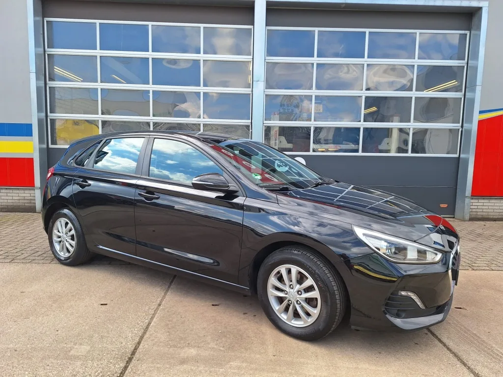 Hyundai i30 (2019) — foto 1