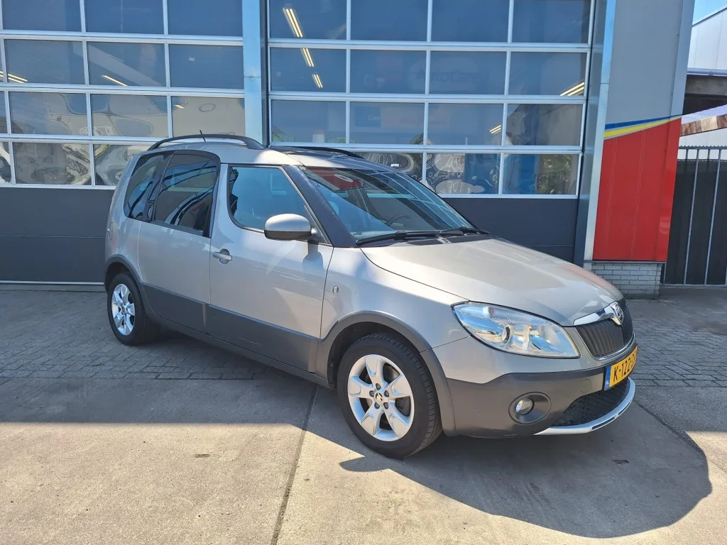 Škoda Roomster (2014) — foto 1