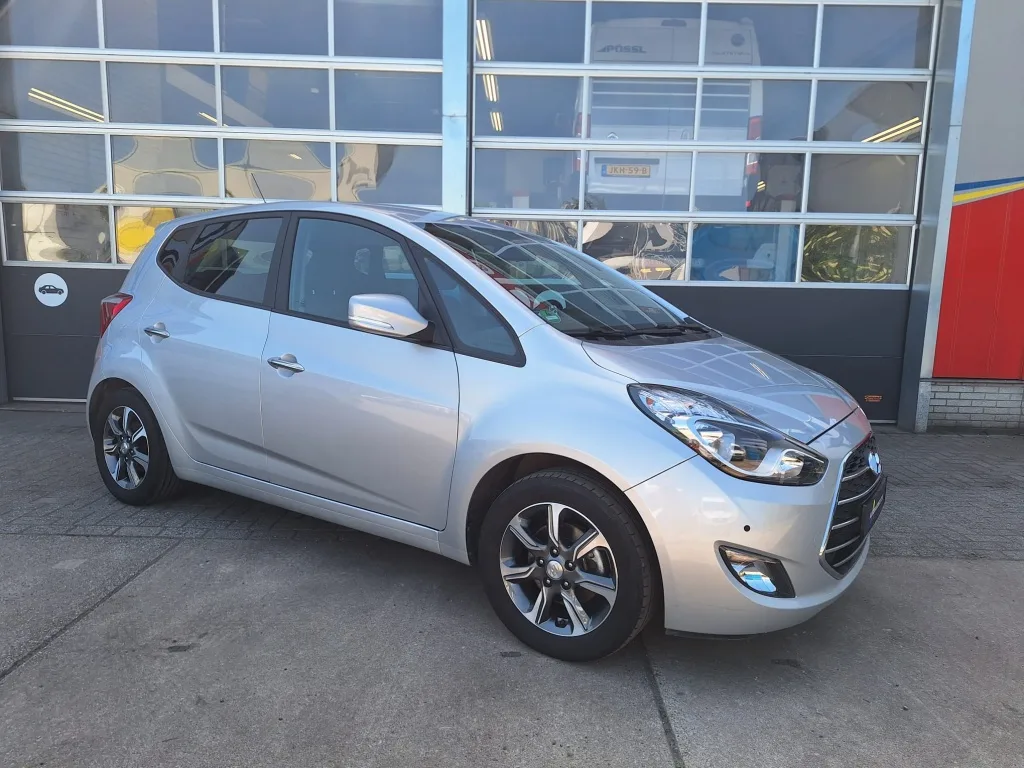 Hyundai ix20 (2017) — foto 1