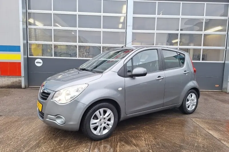 Opel Agila (2012)