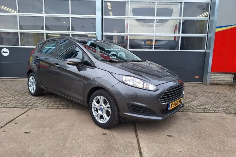 Ford Fiesta (2015)