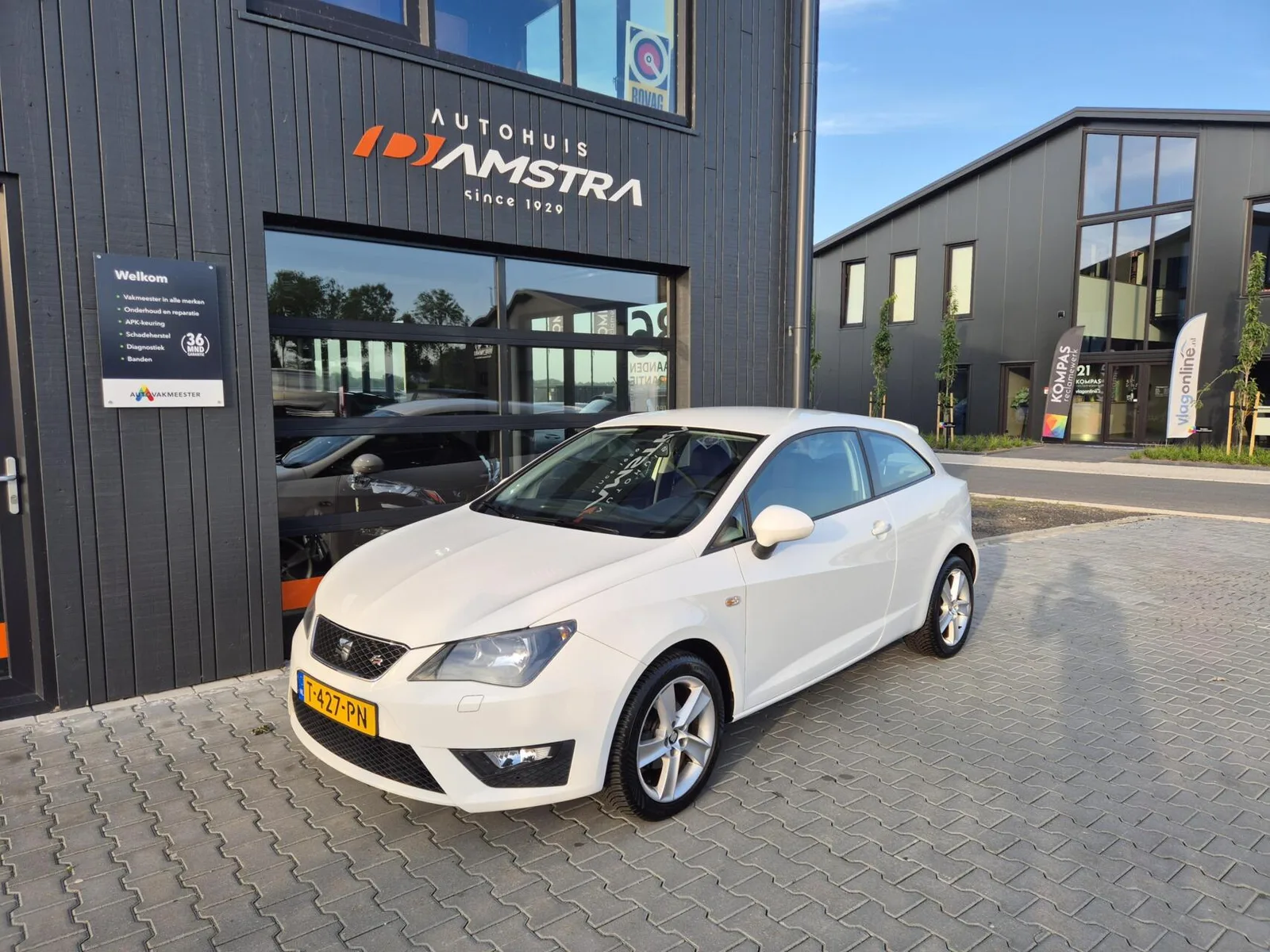 SEAT Ibiza (2014) — foto 1