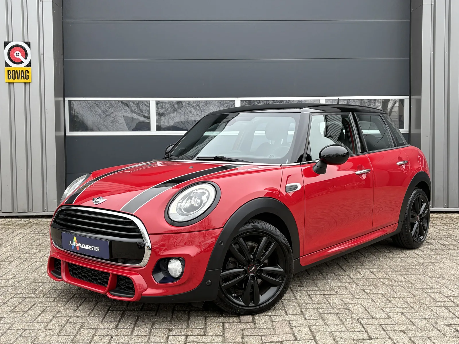 MINI Cooper (2018) — foto 1