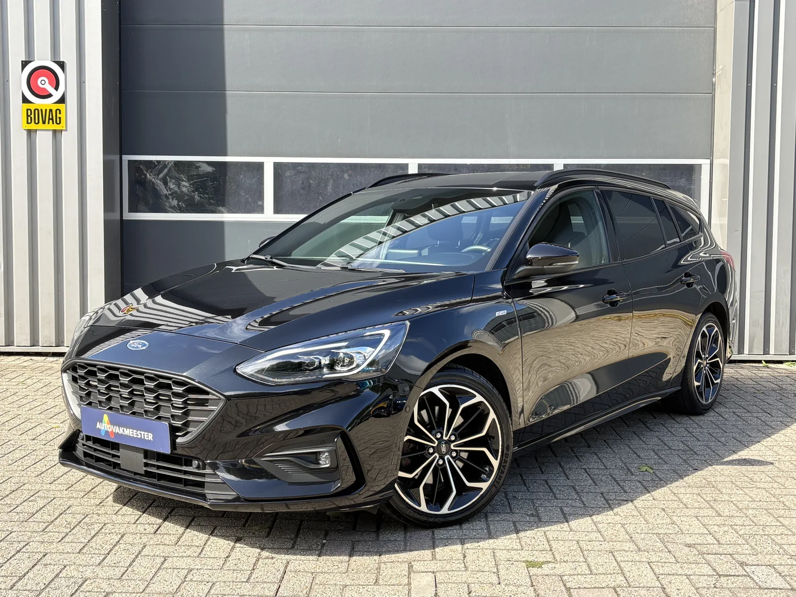 Ford Focus (2020) — foto 1