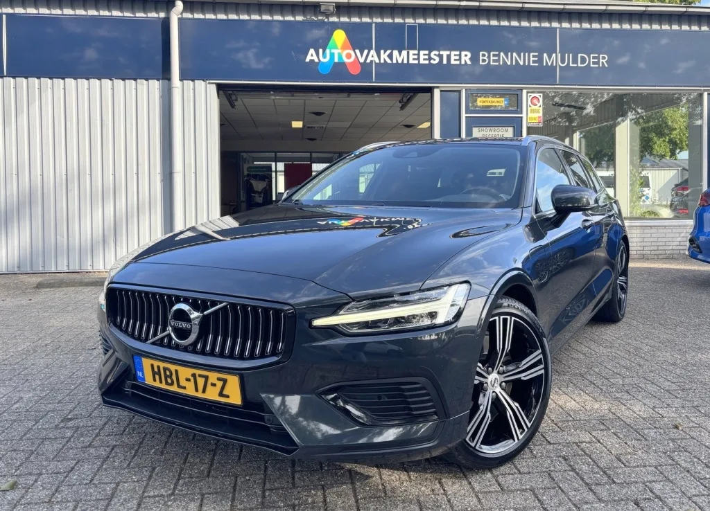 Volvo V60 (2019) — foto 1