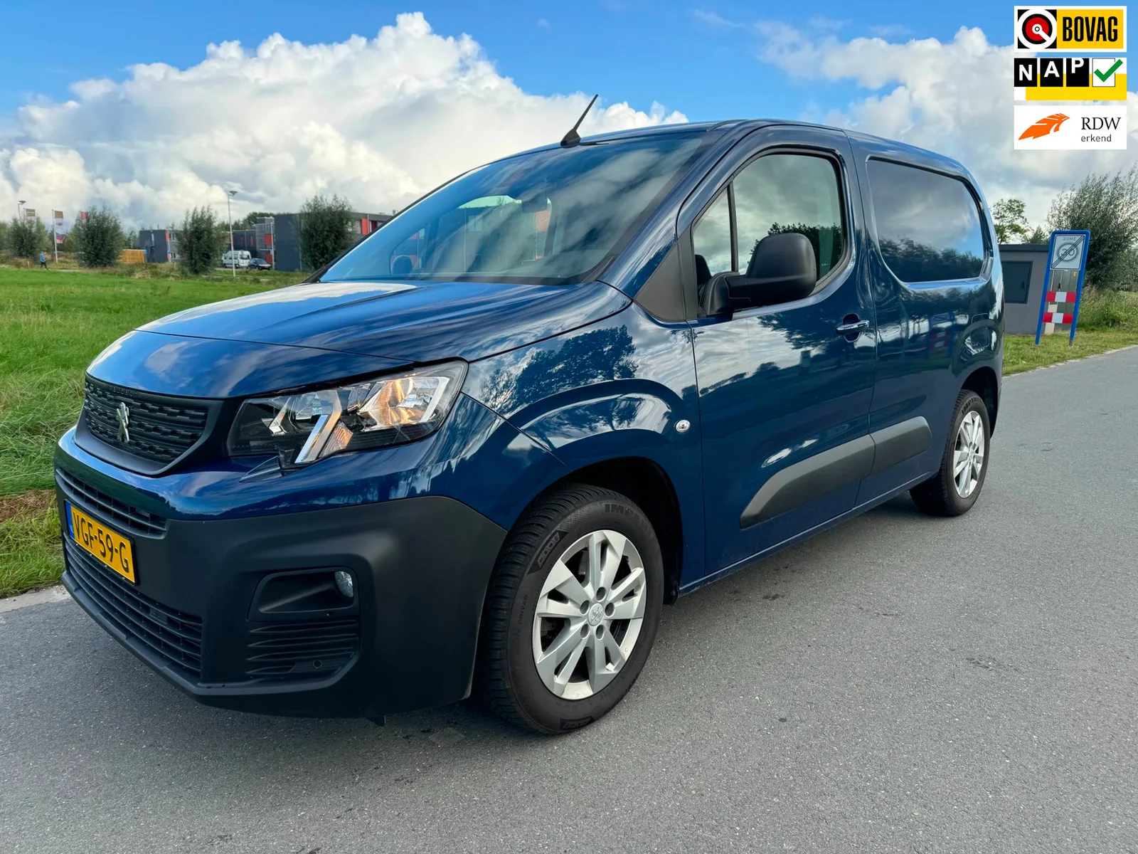 Peugeot Partner (2020) — foto 1
