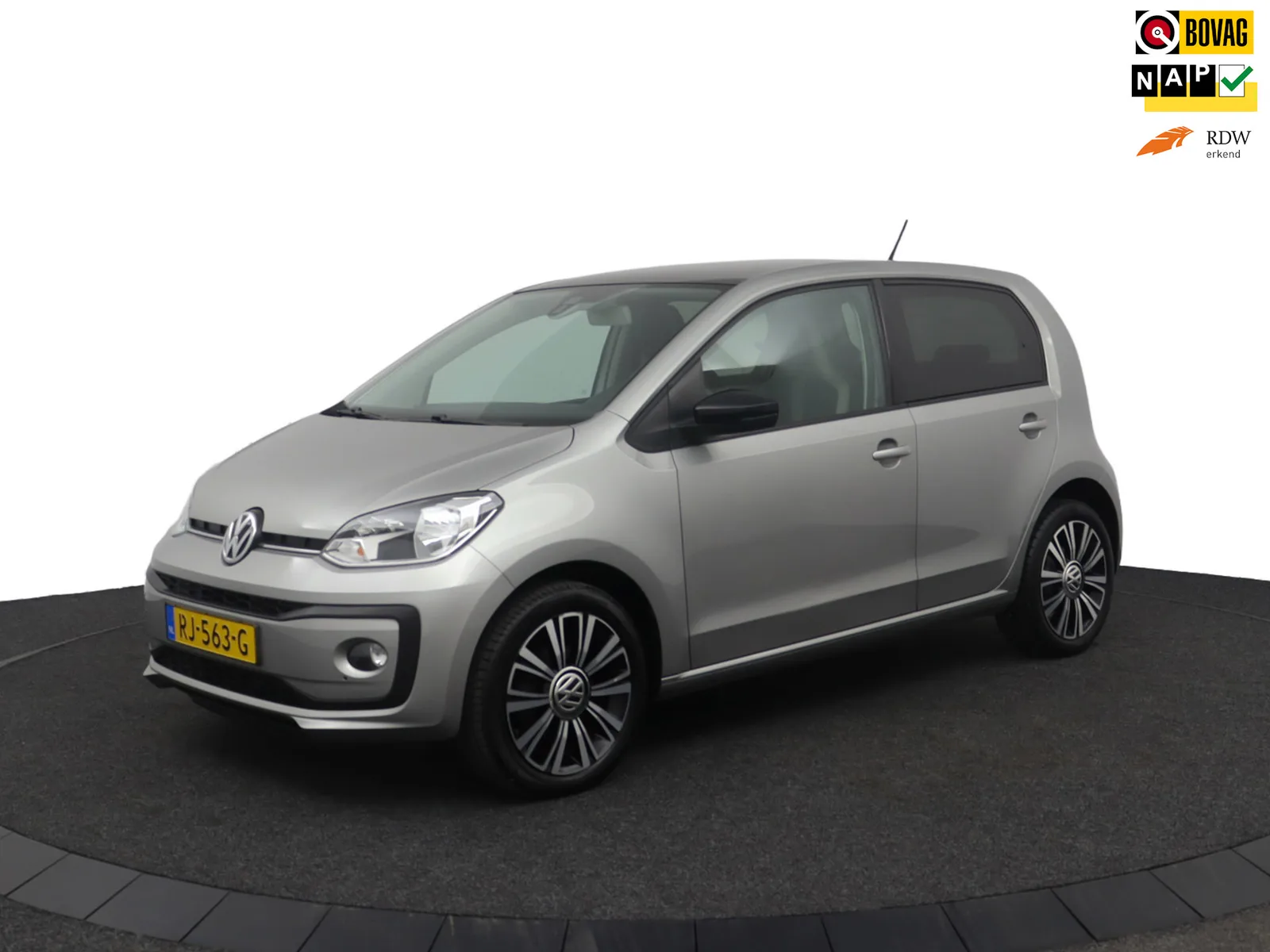 Volkswagen Up! (2018) — foto 1