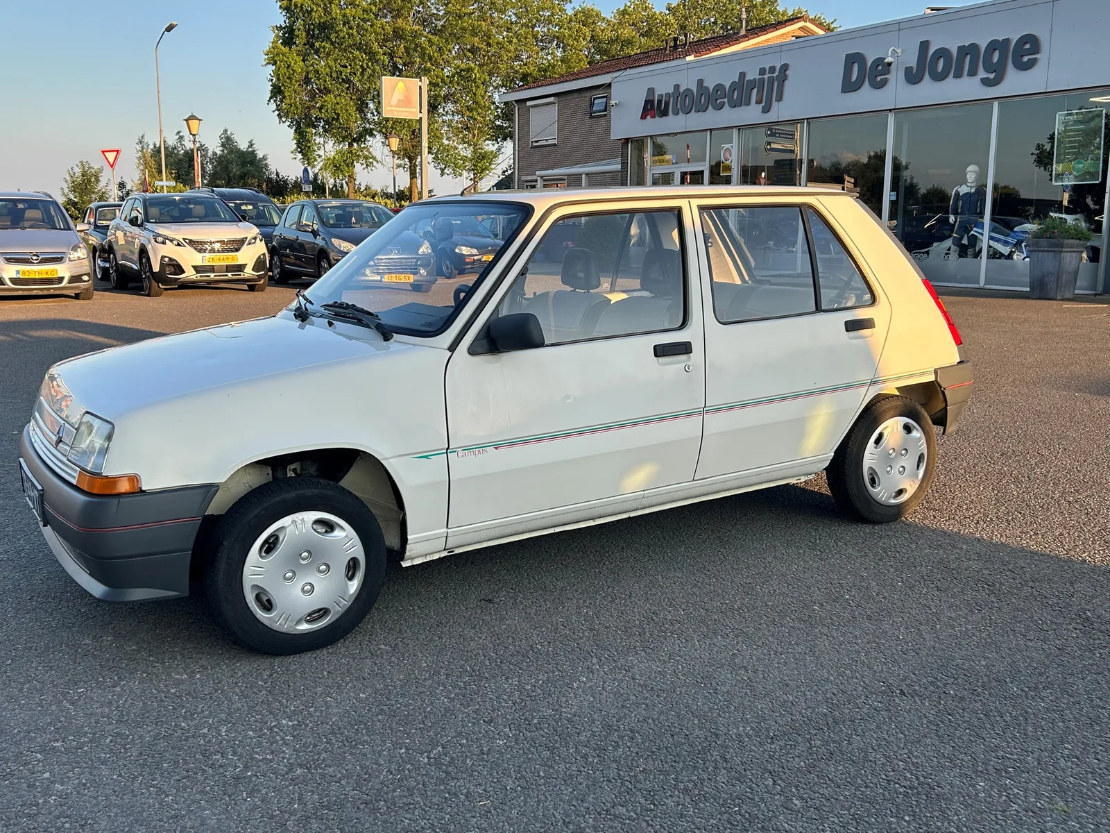Renault 5 (1989) — foto 1