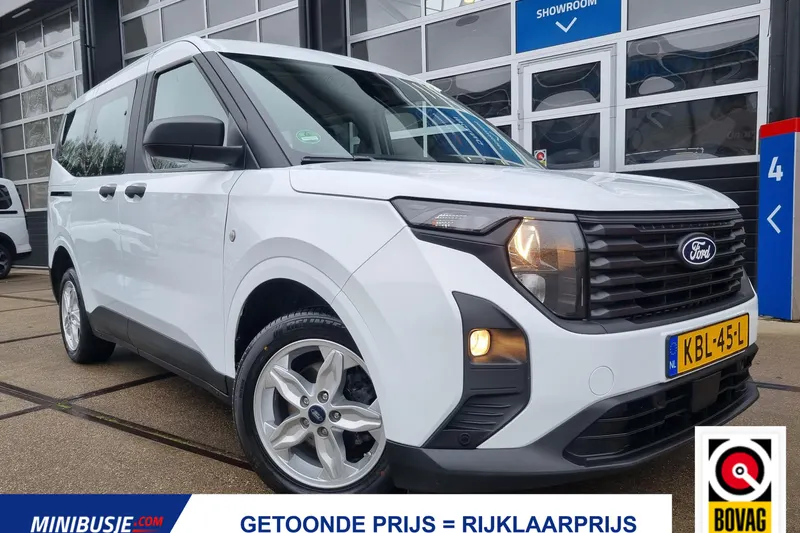 Ford Tourneo Courier (2024)
