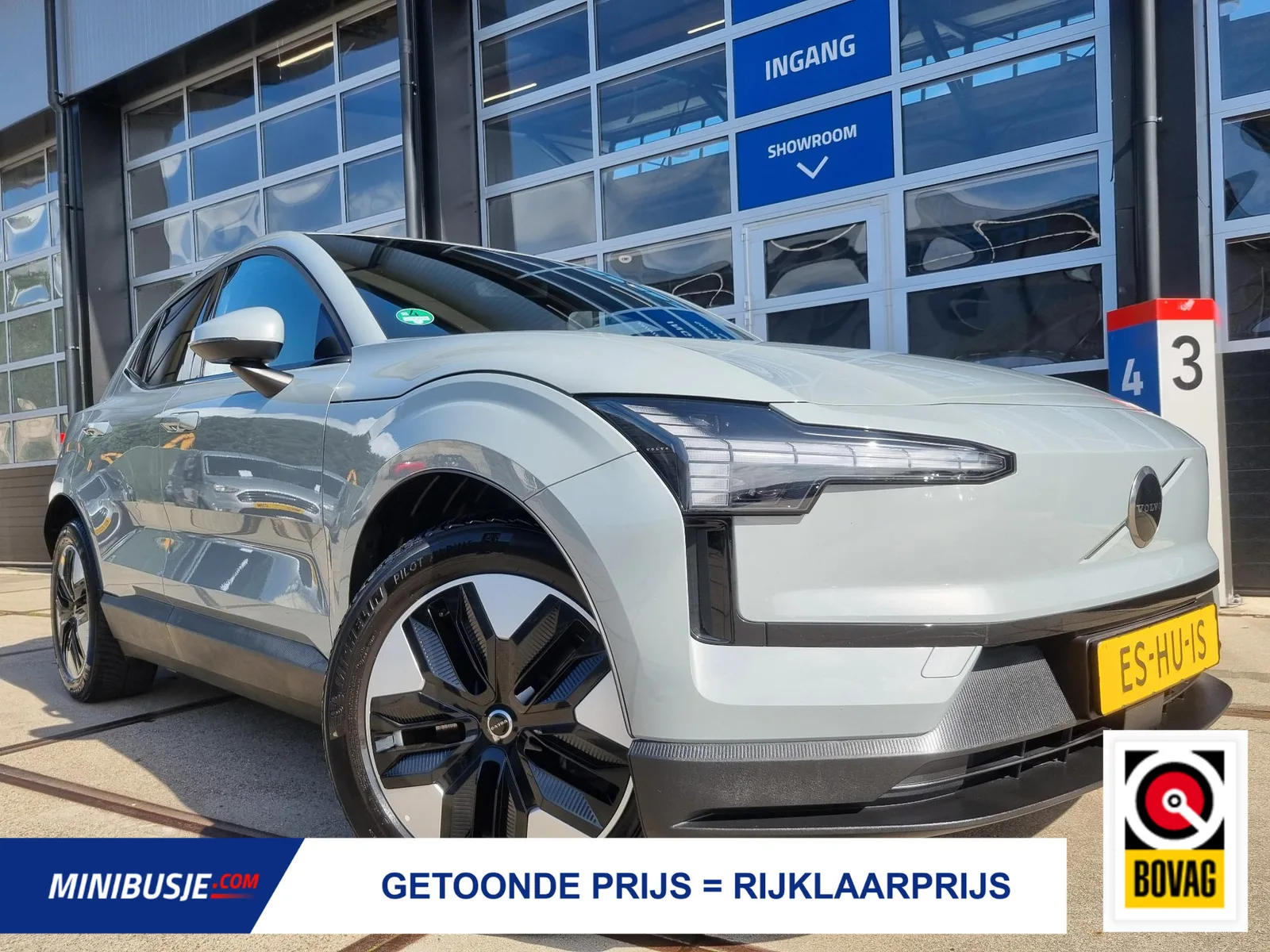 Volvo EX30 (2024) — foto 1