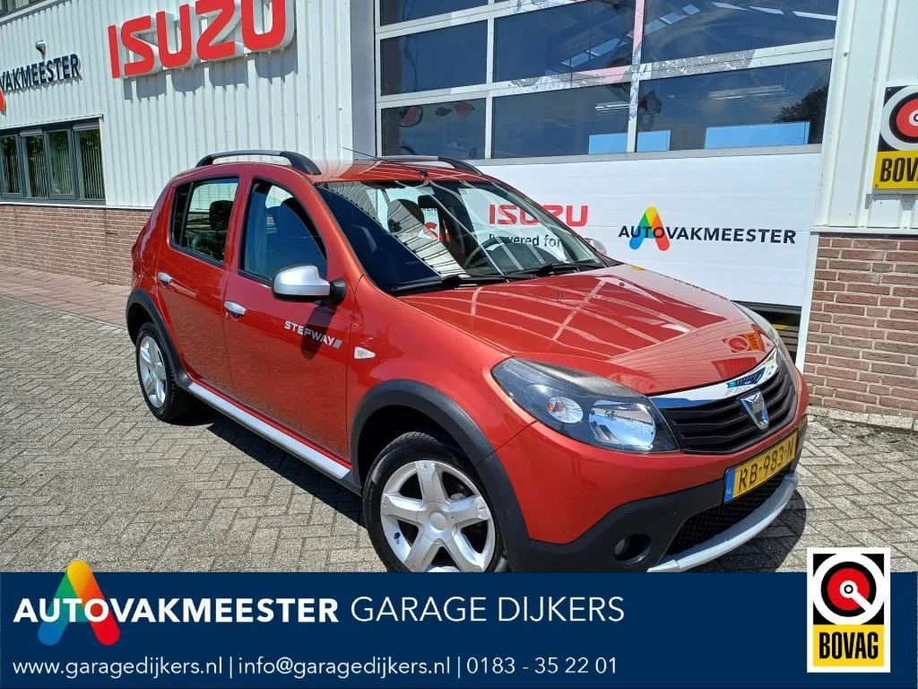 Dacia Sandero (2012) — foto 1