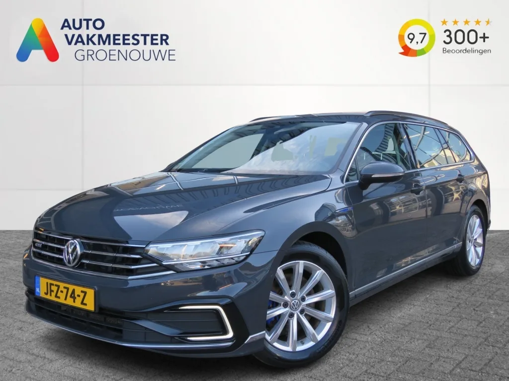Volkswagen Passat (2020) — foto 1