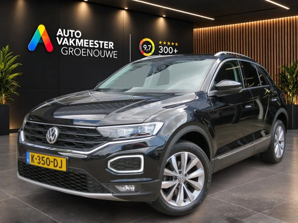 Volkswagen T-Roc (2018) — foto 1