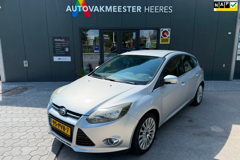 Ford Focus (2011)