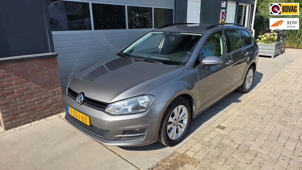 Volkswagen Golf (2014) — foto 1