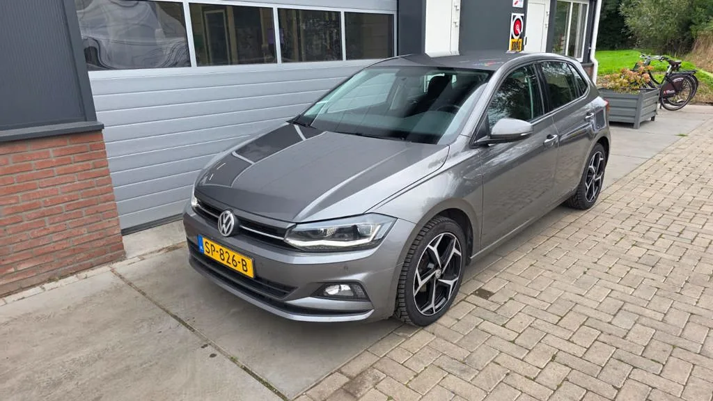 Volkswagen Polo (2018) — foto 1