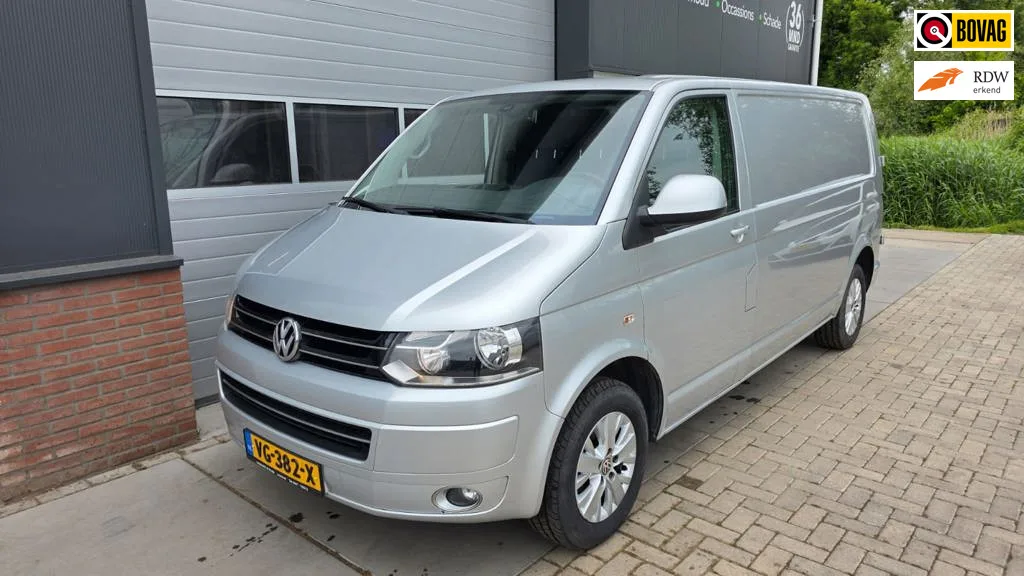 Volkswagen Transporter (2014) — foto 1