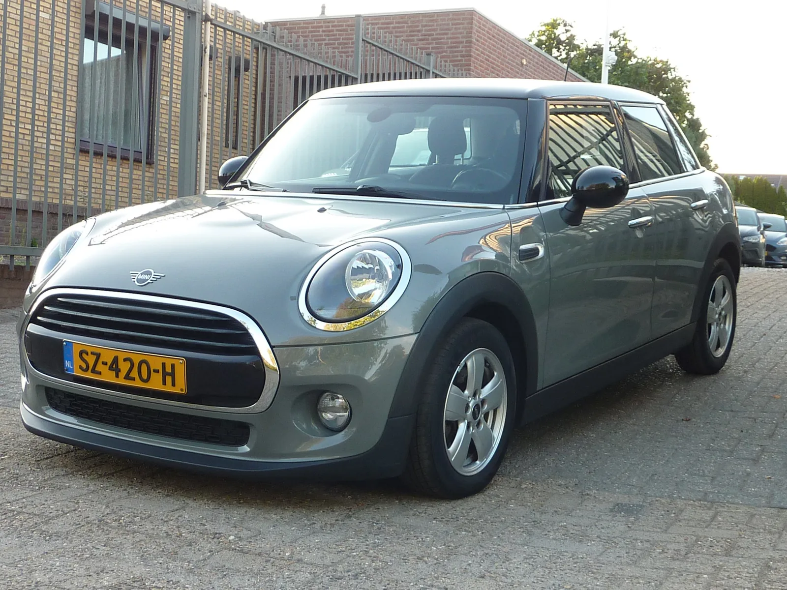 MINI Cooper (2018) — foto 1