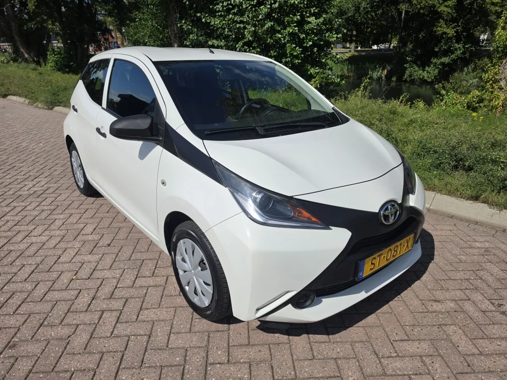 Toyota Aygo (2018) — foto 1