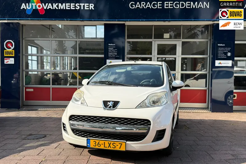Peugeot 107 (2010)