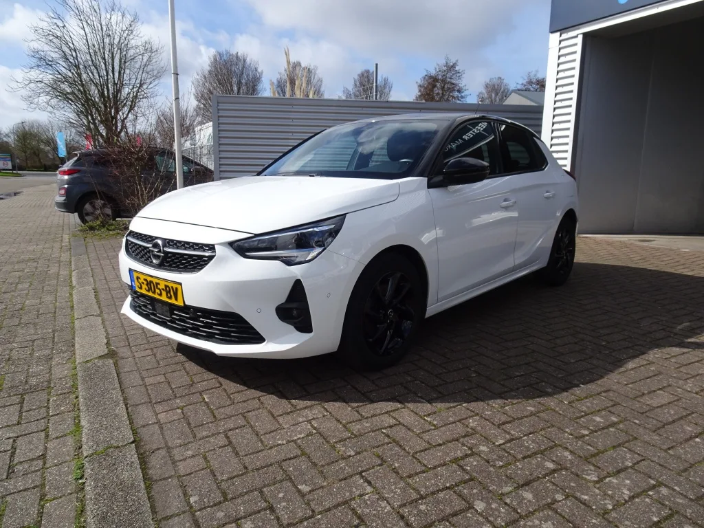 Opel Corsa (2022) — foto 1
