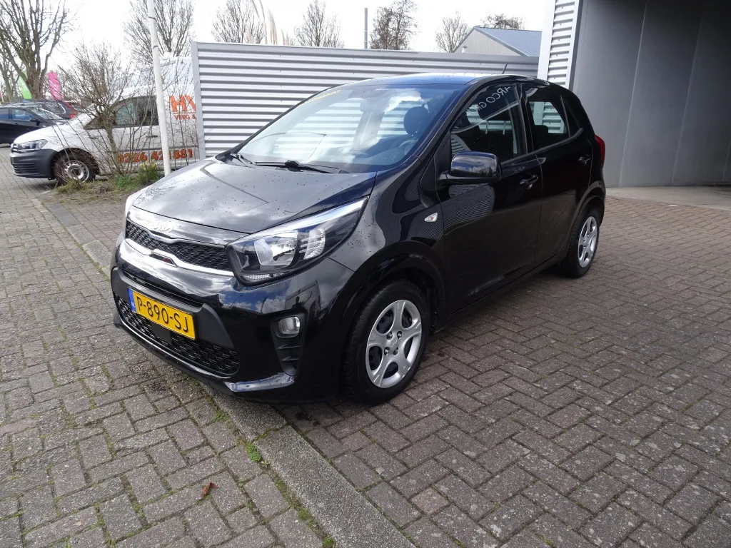 Kia Picanto (2022) — foto 1